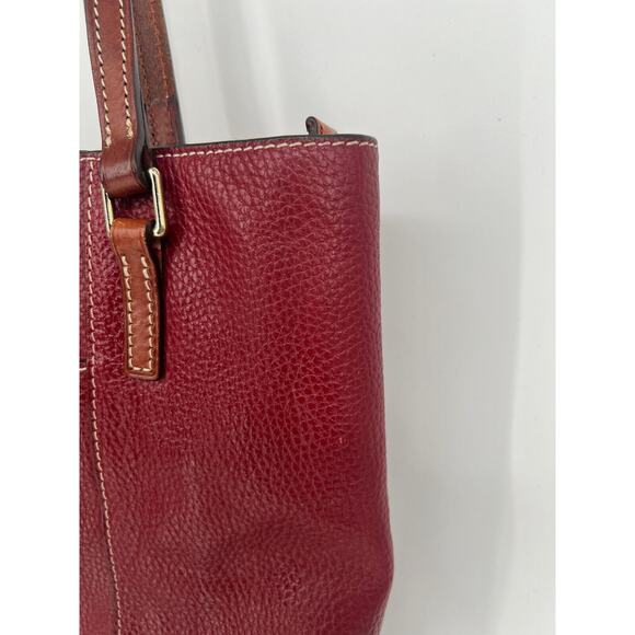 Dooney & Bourke Purse Shoulder Bag Red Burgundy Leather Quality Handbag - Picture 9 of 12